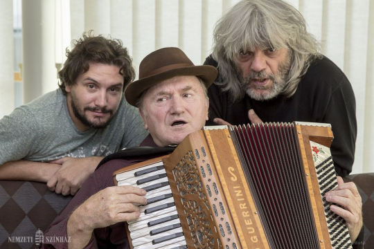 November 12-én mutatja be a Nemzeti Színház Hobo A Gulag virágai című előadását