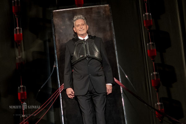 11.MITEM/Bakkhánsnők, konferencia