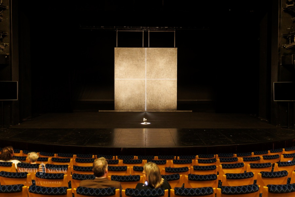 11.MITEM/WAITING FOR GODOT