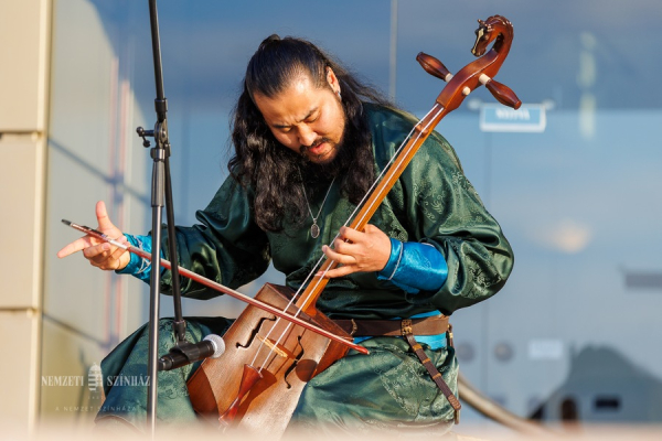 Videó - MITEM12 MEGNYITÓ