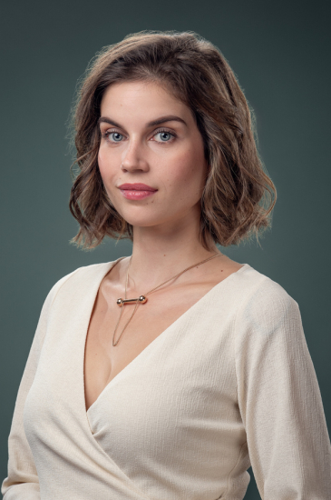 Szász Júlia