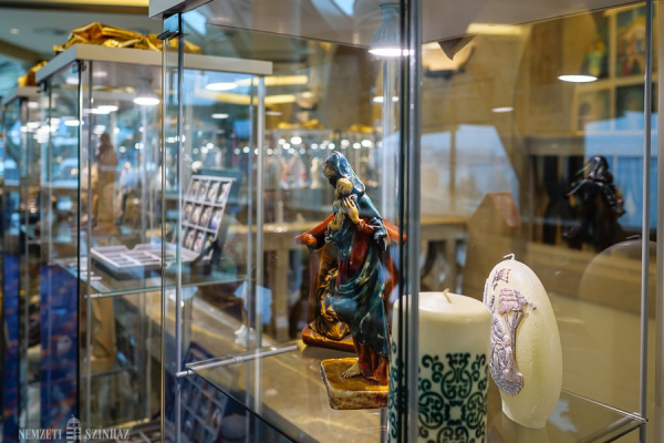 Az M5 Híradó a Mária-kiállításról