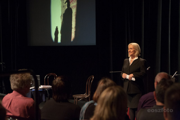 Kányádi, teltház, pótszék és versek