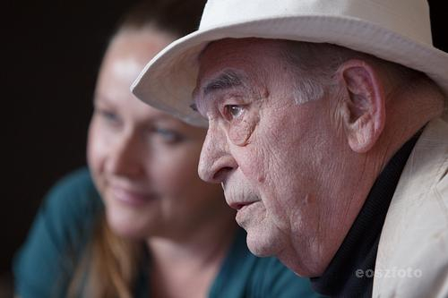 A közönségnek is jár a taps