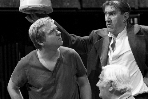 Zűrzavaros éjszaka - pillanatképek