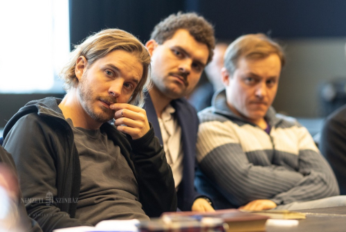 MARXTŐKÉJE MARXTŐKÉJE