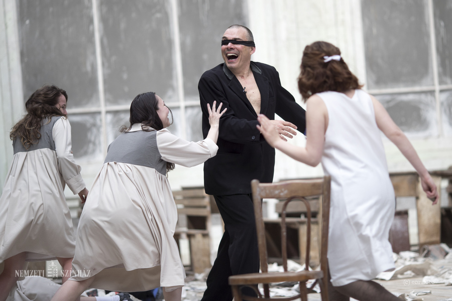 Magyar színész játssza a világhírű Faust előadás címszerepét Budapesten, a Nemzeti Színház MITEM fesztiválján