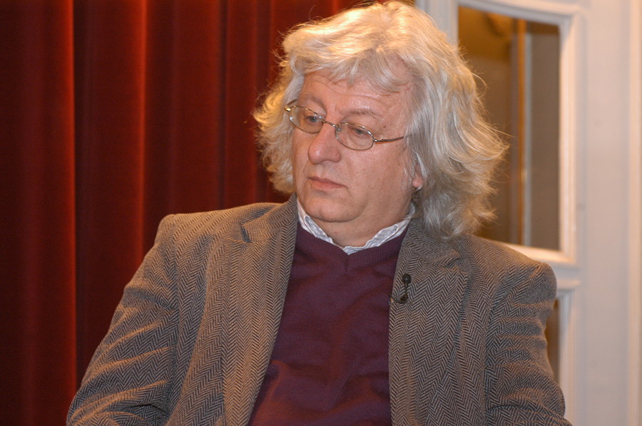 Esterházy Péter portréja, 2008