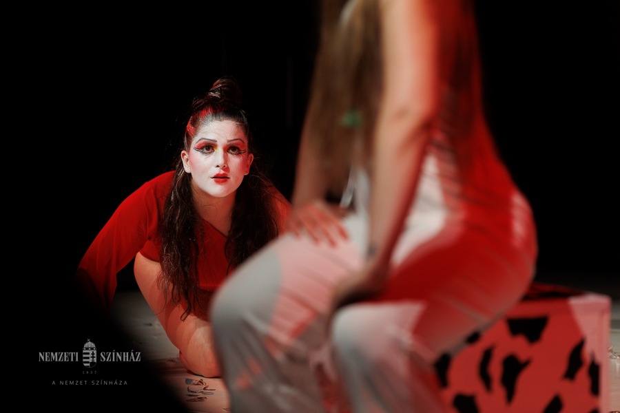Kelet-nyugati találkozások – Centro Teatro Attivo: Handzso